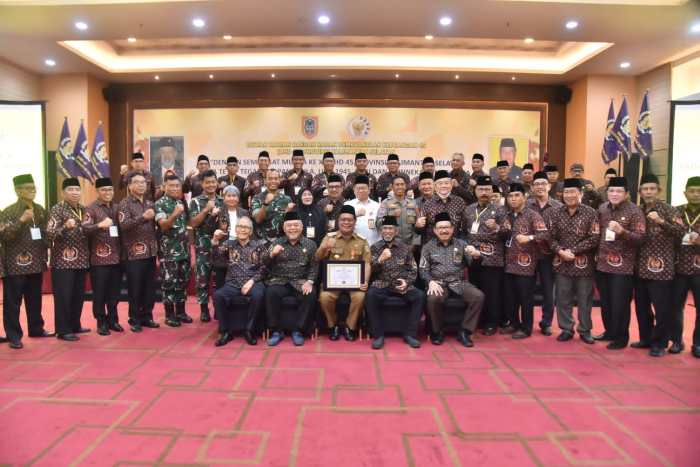 MEDALI KEJUANGAN 9 Windu Kemerdekaan Republik Indonesia dan Piagam Diterima Paman Birin (2)