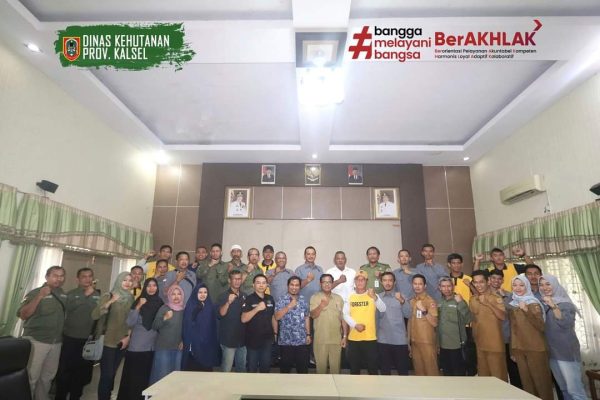 Bidang Perlindungan dan Konservasi Sumber Daya Alam dan Ekosistem (PKSDAE) Dinas Kehutanan Provinsi Kalimantan Selatan (Kalsel) mendapat kunjungan dari Bidang PKSDAE Dinas Kehutanan Provinsi Kalimantan Timur (Kaltim), Selasa siang, (24/1/2023). Foto Adv