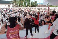DPD Partai Gerindra Kalsel menggelar zumba party di Jalan Bakti Nomor 21 RT 032, Kelurahan Pemurus Dalam,  Banjarmasin Selatan. Jum'at (3/2/2023). Foto Yuni