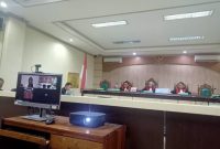 Dr Suci dari Lapas Suka Miskin Banding melalui virtual mengatakan di dewan hakim, Rabu (8/2/2023) kalau kondisi terdakwa mantan Bupati Hulu Sungai Tengah Abdul Latief dalam keadaan sakit dan kini sudah dibawa ke rumah sakit terdekat. (foto HD