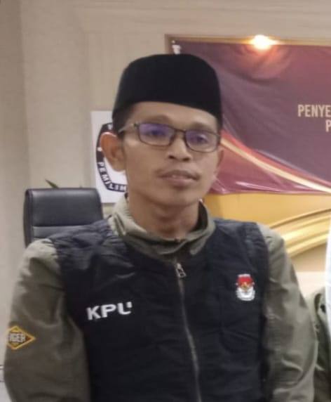 Komisioner Komisi Pemilihan Umum Daerah (KPU D) Kalsel, Edy Ariansyah