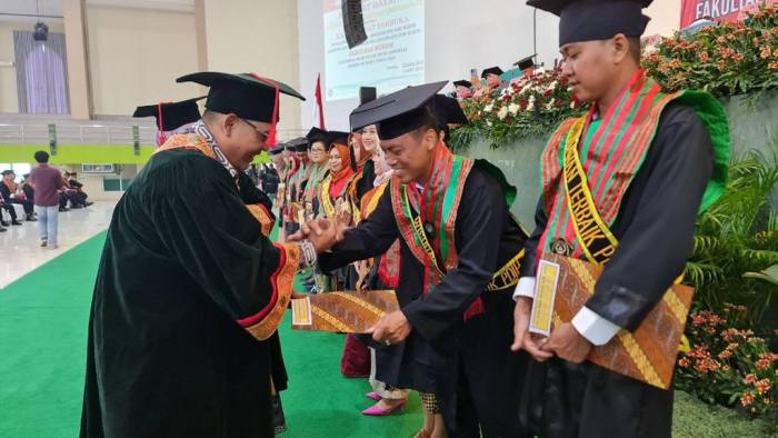 Kompol Mohammad Fihim masuk wisudawan terbaik kedua Program Doktor (S3) Ilmu Hukum Universitas Islam Sultan Agung (Unissula) Semarang. Foto Ist