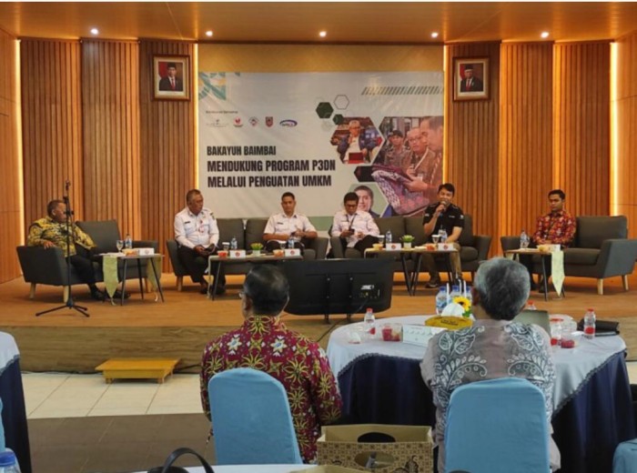 DISKUSI - Narasumber diskusi terbatas yang digelar Bank Kalsel dengan BPKP provinsi Kalsel.