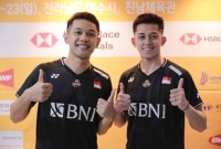 Enam Wakil Indonesia yang lolos ke 16 besar Korea Open 2023 hanya Fajar/Rian yang lolos ke perempatfinal menang lawan Lu Ching Yao/Yang Po Han dari Taiwan dengan skor 21-19, 21-15, Kamis (20/7/2023). (PBSI)