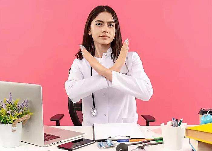 Ilustrasi 'Stop Bullying' di kalangan tenaga medis. (Freepik)