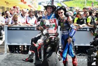 Alex Rins (kiri) Pindah ke Monster Yamaha untuk MotoGP 2024.(Foto: CrashNet)