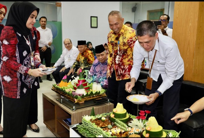 MILAD Ke-19 Tahun, Pencapaian Kinerja Bank Kalsel Syariah Membanggakan