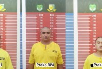 Tiga oknum prajurit TNI yang diduga menganiaya warga Aceh hingga tewas ditetapkan sebagai tersangka. Ketiganya ialah Praka RM, Praka HS, dan Praka J. (Foto: Istimewa)
