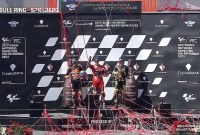 Pembalap Ducati Lenovo, Francesco Bagnaia, tak terkejar memimpin lomba pada MotoGP Austria di Red Bull Ring, Spielberg, Austria, Minggu (20/8/2023) malam. (Capture: MotoGP.Live)