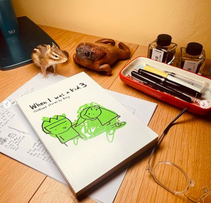 Buku Boey Chee Ming 'When I Was a Kid 3: Childhood Stories by Boey' kini dilarang Malaysia. (ig @iamboey)