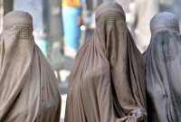 Parlemen Swiss secara resmi memberikan persetujuan akhir untuk legislasi yang melarang pemakaian burqa. (@picture-alliance/dpa/Arshad Arbab)