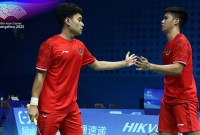 Leo Rolly Carnando/Daniel Marthin kalah Kim Won-ho/Na Sung-seung dengan skor 18-21 dan 17-21 akhirnya Indonesia disingkirkan Korea Selatan 1-3. (Foto: Twitter/@INABadminton)