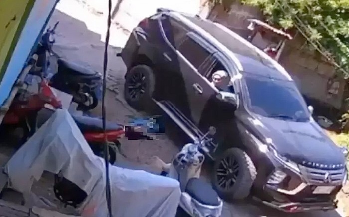 Balita Ditabrak Pajero di Makassar. (Capture: Media Sosial)