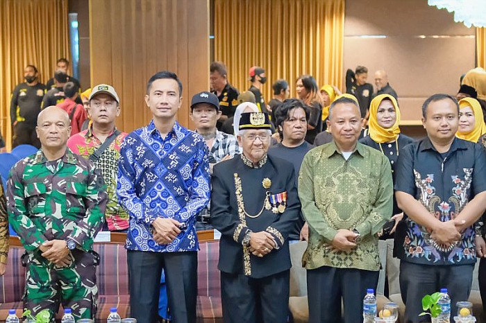 MENTERI Adat Kesultanan Kutai Kartanegara Ing Martadipura Adji Pangeran Hario Soeria Adi Kesoema di Balikpapan pada Minggu 3/9/2023. (ANTARA/HO-RKS)