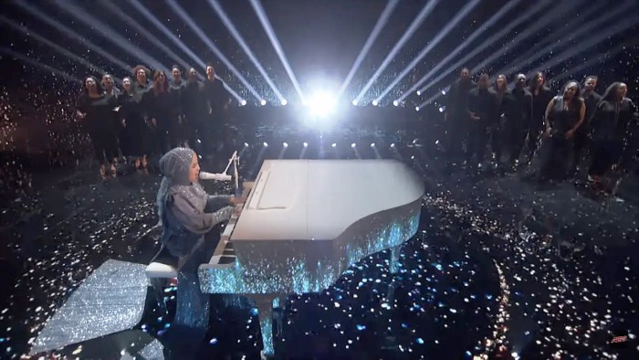 Penampilan memukau Putri Ariani di final Americas Got Talent 2023 sangat mencuri perhatian membawakan lagu Elton John 