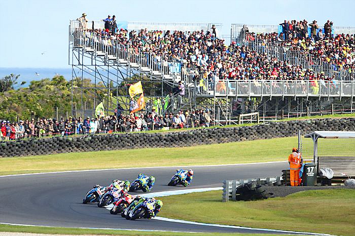 Sirkuit Phillip Island di Australia. Race utama tidak lagi digelar pada hari Minggu (22/10/2023) tapi dipercepat menjadi hari Sabtu (21/10/2023) besok. (motogp.com.au)
