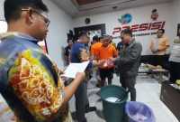 Sabu dimusnahkan di ruang lobby Satuan Res Narkoba Polresta Banjarmasin, Jumat (20/10/2023).. (SuarIndonesia/YI)