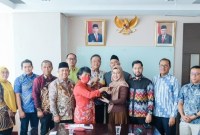 (DPRD Kalsel menyambangi Direktorat Jenderal (Ditjen) Bina Keuangan Daerah Kementerian Dalam Negeri Republik Indonesia (Kemendagri), pada Jum’at, (20/10/2023)./ (SuarIndonesia/Humas)