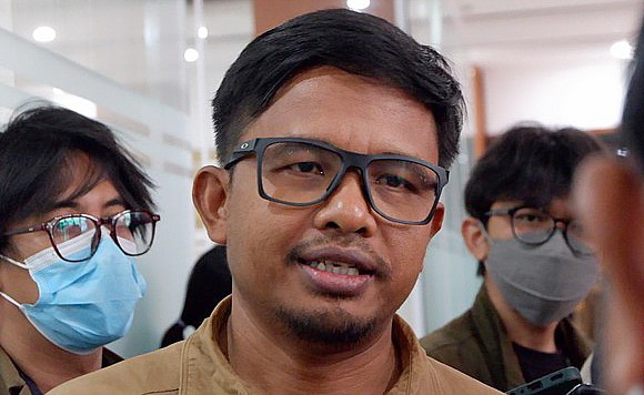 Komisioner KPU Idham Holik. (CNNIndonesia)