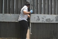 PENYIDIK Ditreskrimsus Polda Metro Jaya saat penggeledahan salah satu kediaman Ketua KPK Firli Bahuri di kawasan Jalan Kertanegara, Jakarta, Kamis (26/10/2023). (Antara/Aprillio Akbar)