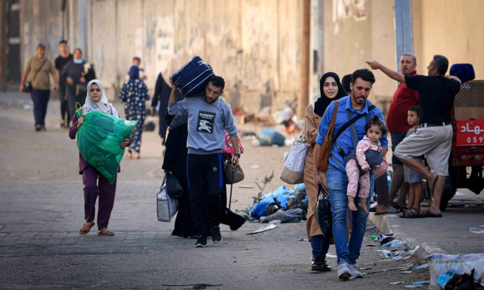 Israel melarang warga Palestina bergerak ke wilayah utara Gaza di tengah gencatan senjata negara itu dengan kelompok Hamas yang memasuki hari keenam, Rabu (29/11/2023). (AFP)