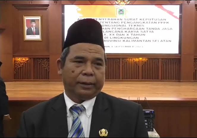 Kepala Badan Kepegawaian Daerah (BKD) Kalsel, Dinansyah