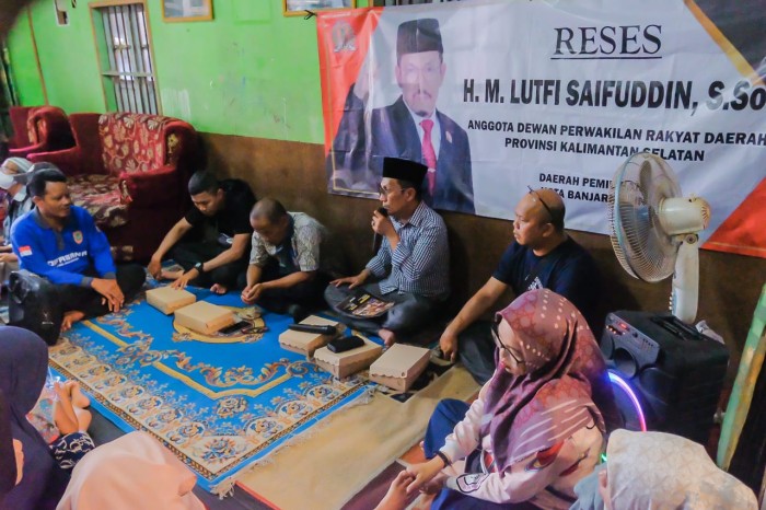 Sejak  2 sampai dengan 9 Nopember 2023 Anggota DPRD Kalsel memanfaat masa reses dengan menyerap aspirasi masyarakat.(SuarIndonesia/Humas)