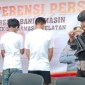 Mereka yang berperan utama antara lain berinisial DP (17), yang melukai dagian bokong dan tangan, AH (16), melukai bagian paha dan MR (14), berperan mengemudi sepeda motor,. (SuarIndonesia/DO)