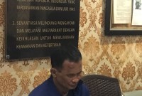 Agus alias Amang Genio (50), yang ditangkap  warga Jalan Sultan Adam Banjarmasin Utara, melakukan aksi pencurian helm, Sabtu (11/11/2023) malam, hinga kini dalam proses hukum. (SuarIndonesia/DO)