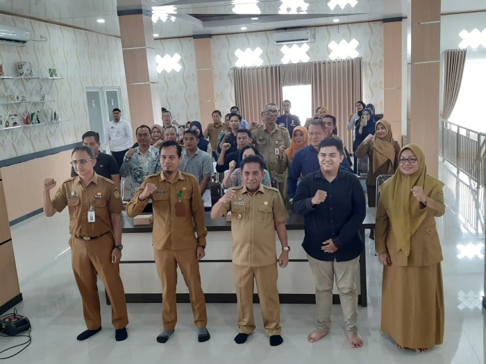 Sosialisasi Uji Publik Rancangan Peraturan Daerah Kota Banjarmasin tentang Penyelenggaraan Penanaman Modal, di Aula Rumah Kemasan, Kota Banjarmasin, Senin (13/11/2023) (SuarIndonesia/Humas)