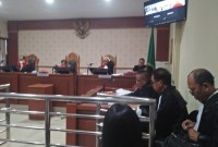 Tim kuasa hukum dikoordinir Dr Junaidi SH MH dalam sidang dengan agenda pembelaaan di Pengadilan Negeri (PN) Banjarmasin, Kamis (16/11/2023) meminta kepada majelis hakim, membebaskan kliennya. (SuarIndonesia/Repro)