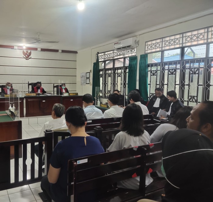 sidang lanjutan dengan agenda pembacaan pembelaan atau pledoi terhadap terdakwa AC mantan direktur PT.EEI TBK, HS mantan direktur PT.EGL, KH mantan Komisaris PT.EGL serta DAH pada Kamis (16/11/2023). (SuarIndonesia/Repro)