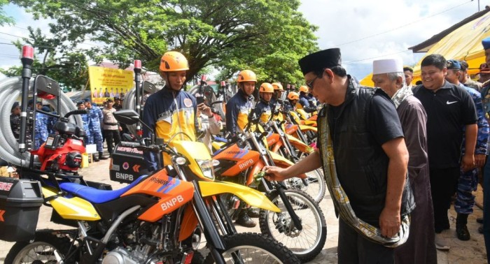 Apel gabungan kesiapsiagaan guna menghadapi ancaman bencana hidrometeorologi berupa banjir, puting beliung, tanah longsor, dan gelombang tinggi (batingsor) digelar, di Martapura, Senin (27/11/2023). (SuarIndonesia/Humas)
