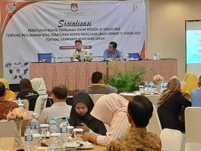 Hari pertama tahapan kampanye digunakan KPU Kota Banjarmasin untuk mensosialisasikan aturan kampanye. (SuarIndonesia/SU)