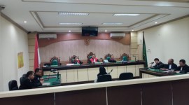 Dua Terdakwa Permbobol Bank Dituntut Lima dan Enam Tahun, Rabu (29/11/2023). (SuarIndonesia/HD), 