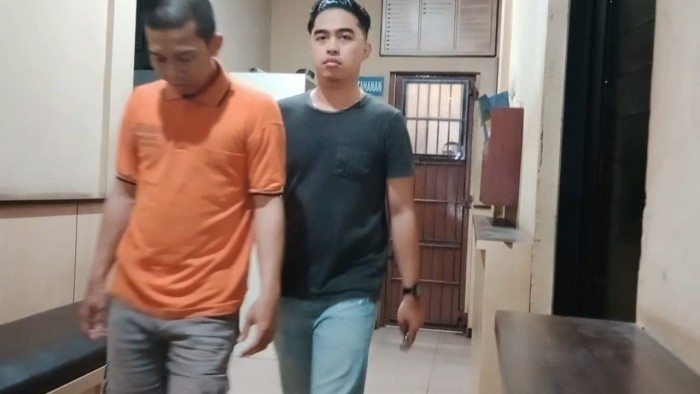 Randi Saputra (25) beralasan,  bahwa gasak sepeda motor yang sempat ia gadaikan kepada orang lain untuk membayar utang kepada teman. (SuarIndonesia/DO)