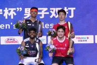 Pasangan ganda putra China, Liang Wei Keng/Wang Chang (kanan) menang atas unggulan pertama Satwiksairaj Rankireddy/Chirag Shetty dari India, Minggu (26/11/2023). (@twitter)