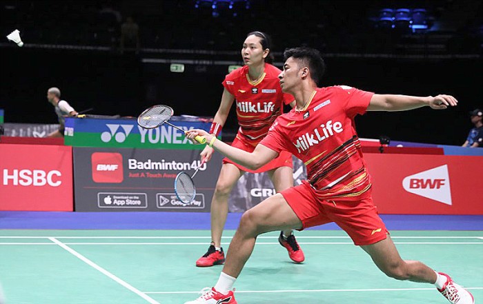 Dejan Ferdinansyah/Gloria Emanuelle Widjaja berhasil menembus perempatfinal Hylo Open 2023. (Foto: Twitter/@INABadminton)