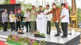 Presiden Joko Widodo (Jokowi) memimpin groundbreaking atau peletakan batu pertama Mayapada Hospital Nusantara. (Foto: Mayapada Hospital)