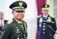 Presiden Joko Widodo (Jokowi) akan melantik Jenderal Agus Subiyanto sebagai Panglima TNI pengganti Laksamana Yudo Margono besok, Rabu (22/11/2023) pagi. (ANTARA FOTO/Hafidz Mubarak A)