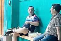 KETUA KPK Firli Bahuri bertemu dengan Mentan Syahrul Yasin Limpo di lapangan bulutangkis di Jakarta Pusat. Diduga pertemuan terjadi pada Desember 2022. (Dok Istimewa)