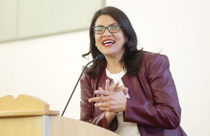 Anggota Kongres AS Rashida Tlaib menjadi sorotan usai disanksi gegara lantang menyuarakan pembelaan ke Palestina yang masih digempur habis-habisan oleh Israel. (Hayne Palmour IV/The San Diego Union-Tribune)
