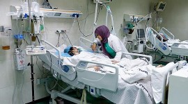 Setengah rumah sakit di Gaza kolaps imbas blokade BBM Israel. (Foto: REUTERS/Ibraheem Abu Mustafa)