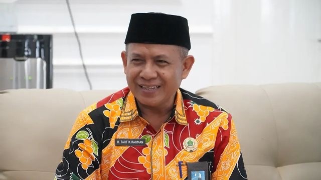 Dr. H Taufik Rahman S.Ag M.Pd,