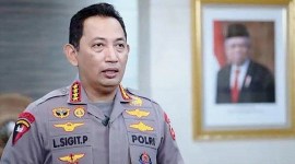 Kapolri Jenderal Listyo Sigit Prabowo merotasi dan mutasi 513 personel dari tingkat Pati hingga Pamen. (@instagram)