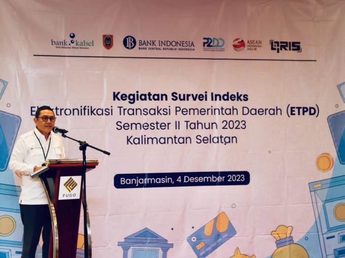 Direktur Operasional Bank Kalsel Ahmad Fatrya Putra saat kegiatan Survey Indeks Elektronifikasi Transaksi Pemerintah Daerah (ETPD) Semester II Tahun 2023 Provinsi Kalsel . Foto Humasbankkalsel