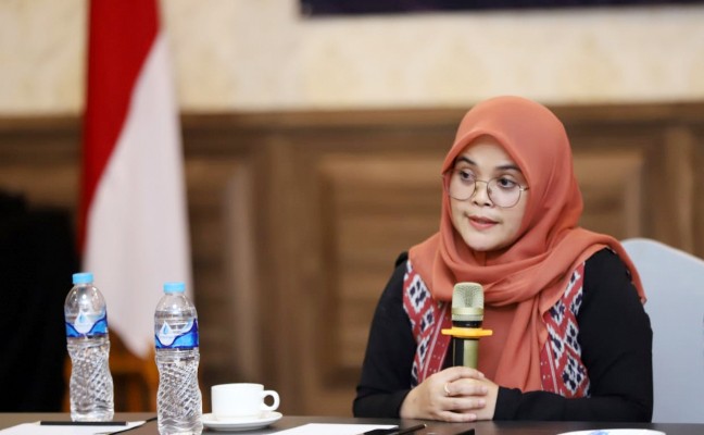 Anggota Bawaslu RI Lolly Suhenty. (@bawaslu.go.id)