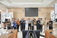 Raperda Pajak Daerah dan Retribusi Daerah Kalsel menjadi tujuan studi komparasi dari gabungan Komisi III DPRD Nusa Tenggara Barat (NTB). Senin (4/12/2023). (SuarIndonesia/Humas) 