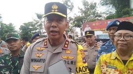 Kapolda Kalsel Irjen Pol Winarto bersama Staf Ahli Bidang Pemerintah, Politik, dan Hukum Sekdaprov Kalsel, Sulkan dan Danrem 101/Antasari, Brigjen TNI Ari Aryanto. (SuarIndonesia/ZI)