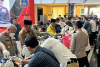 Gubernur, Kapolda dan Forkopimda, memusnahkan barang bukti narkotika dengan cara di blender disaksikan puluhan tersangka, Kamis (28/12/2023) (SuarIndonesia/ZI)